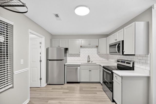 6279 Lucille Apt C, North Charleston, SC 29406