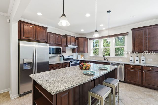 7 Chicory Ct, Bluffton, SC 29909