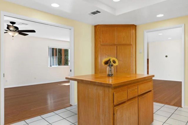 28444 Fallen Tree Lane, Escondido, CA 92026