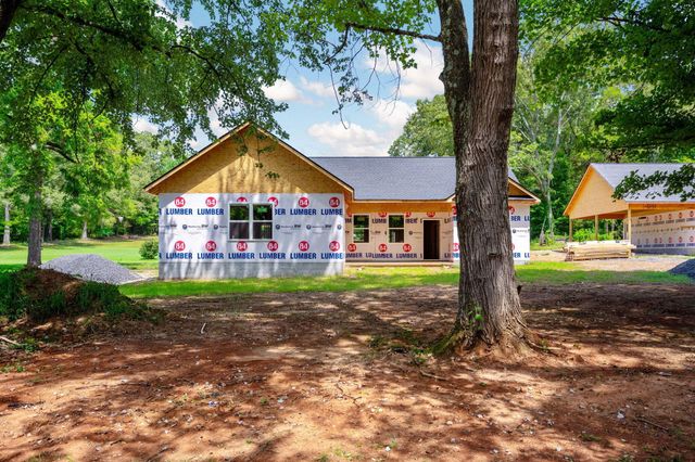 2352 Parksville Road, Benton, TN 37307
