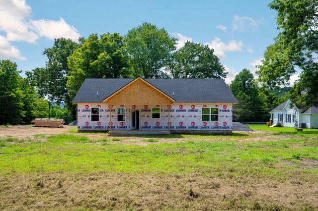 2352 Parksville Road, Benton, TN 37307