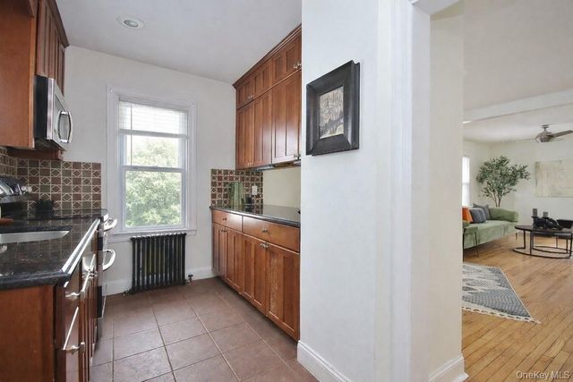 122 Washington Avenue, Beacon, NY 12508