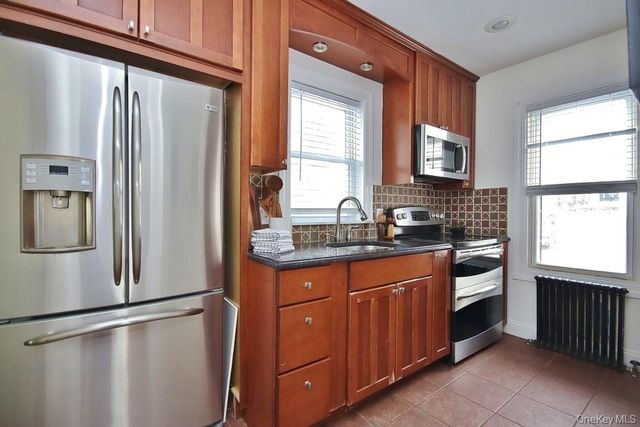 122 Washington Avenue, Beacon, NY 12508