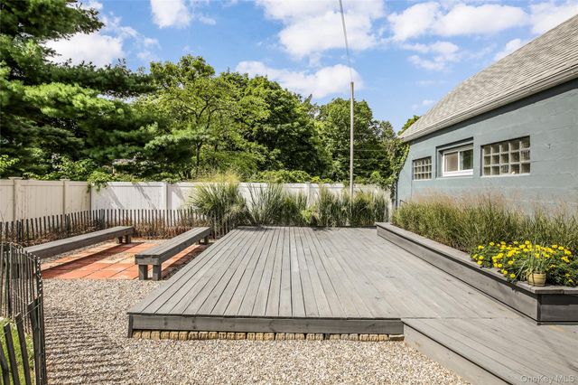 122 Washington Avenue, Beacon, NY 12508