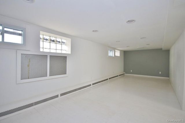 122 Washington Avenue, Beacon, NY 12508