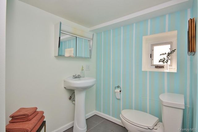 122 Washington Avenue, Beacon, NY 12508