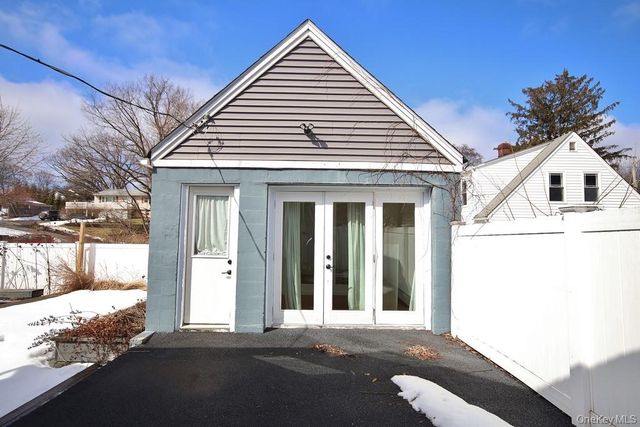 122 Washington Avenue, Beacon, NY 12508