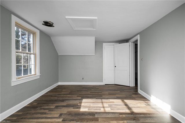 7709 Lambert Pl, Norfolk, VA 23505