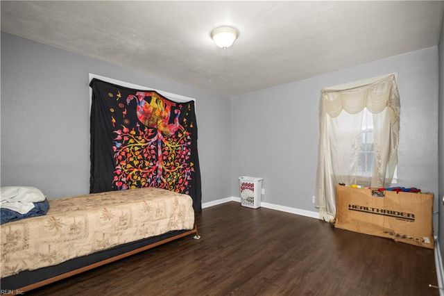 7709 Lambert Pl, Norfolk, VA 23505