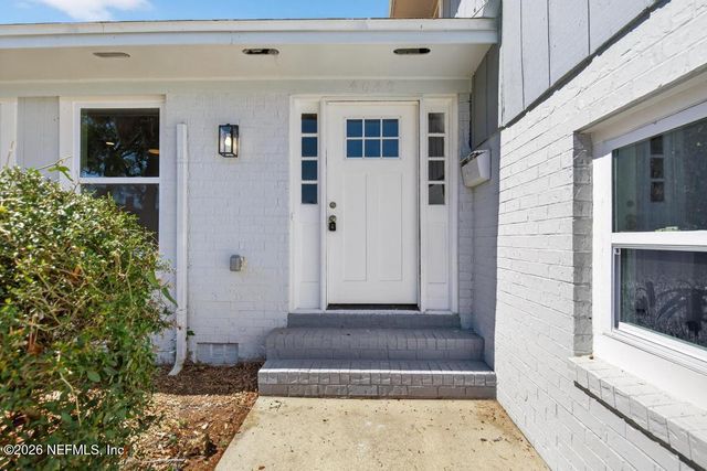 4040 COVE SAINT JOHNS Road, Jacksonville, FL 32277