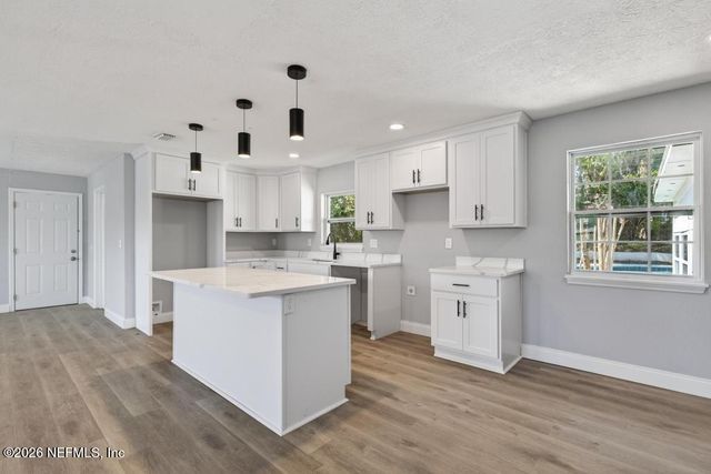 4040 COVE SAINT JOHNS Road, Jacksonville, FL 32277