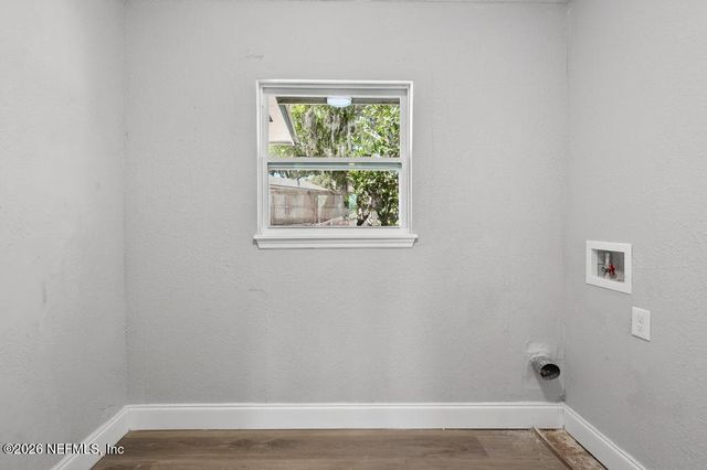 4040 COVE SAINT JOHNS Road, Jacksonville, FL 32277