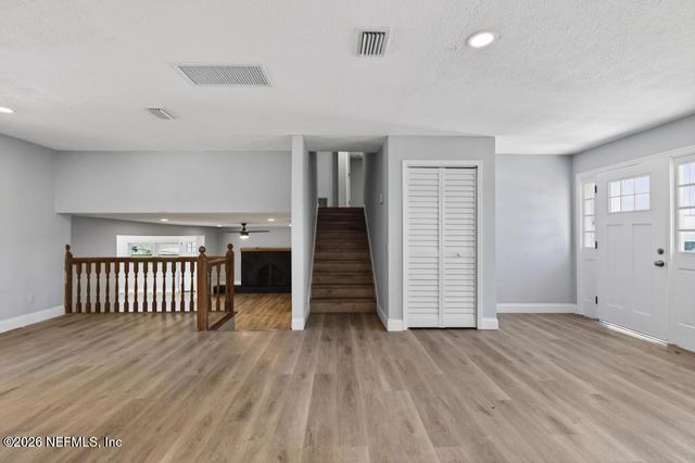 4040 COVE SAINT JOHNS Road, Jacksonville, FL 32277