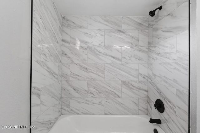 4040 COVE SAINT JOHNS Road, Jacksonville, FL 32277