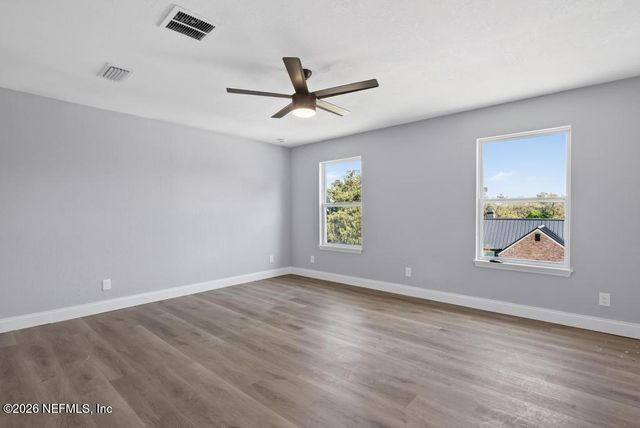 4040 COVE SAINT JOHNS Road, Jacksonville, FL 32277