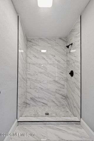 4040 COVE SAINT JOHNS Road, Jacksonville, FL 32277