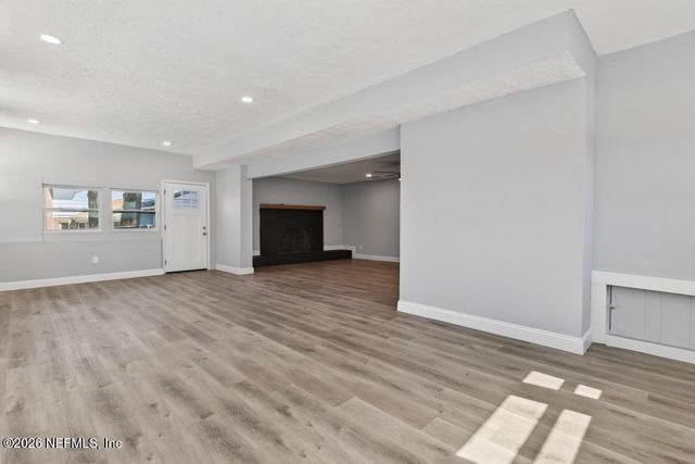 4040 COVE SAINT JOHNS Road, Jacksonville, FL 32277