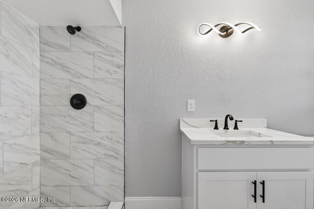 4040 COVE SAINT JOHNS Road, Jacksonville, FL 32277