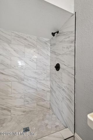 4040 COVE SAINT JOHNS Road, Jacksonville, FL 32277