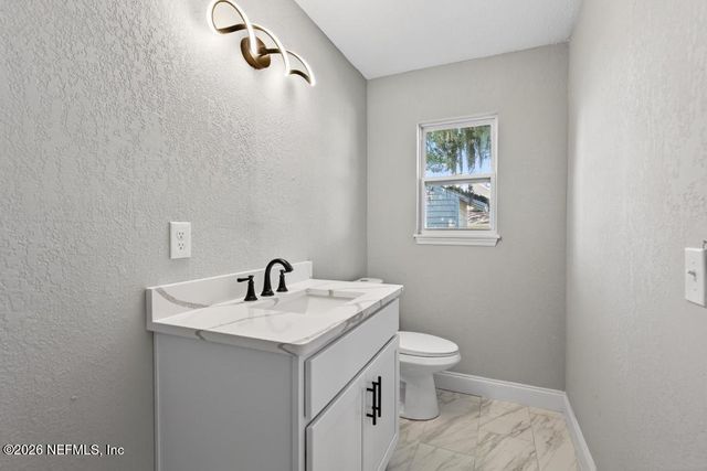 4040 COVE SAINT JOHNS Road, Jacksonville, FL 32277