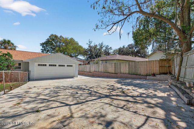 4040 COVE SAINT JOHNS Road, Jacksonville, FL 32277