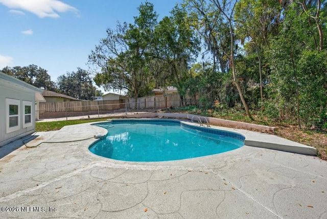 4040 COVE SAINT JOHNS Road, Jacksonville, FL 32277