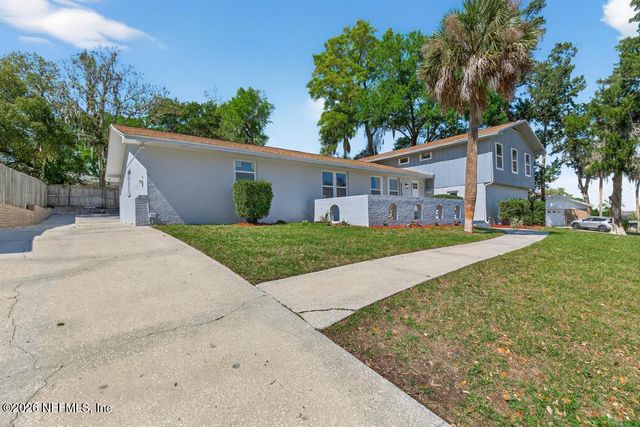 4040 COVE SAINT JOHNS Road, Jacksonville, FL 32277