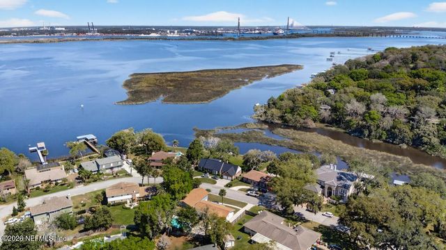 4040 COVE SAINT JOHNS Road, Jacksonville, FL 32277