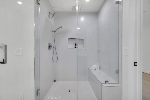 5952 Woodland View Drive, Woodland Hills, CA 91367