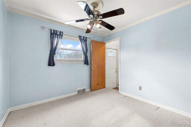 30801 Pardo Street, Garden City, MI 48135