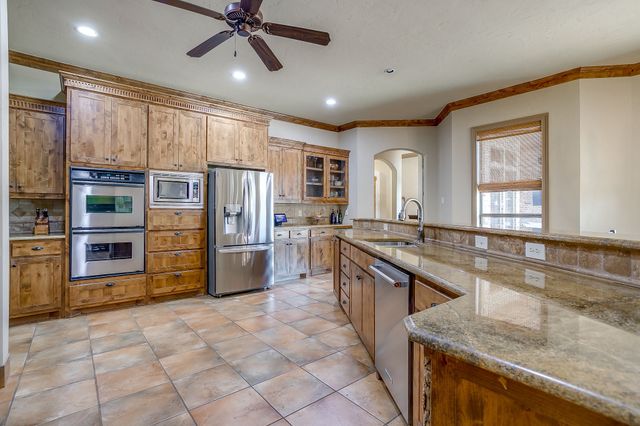 216 Williamsburg Lane, Ovilla, TX 75154