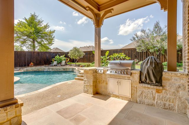 216 Williamsburg Lane, Ovilla, TX 75154
