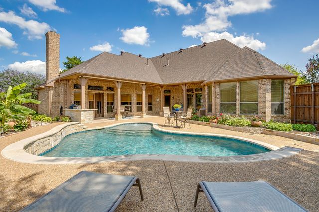 216 Williamsburg Lane, Ovilla, TX 75154
