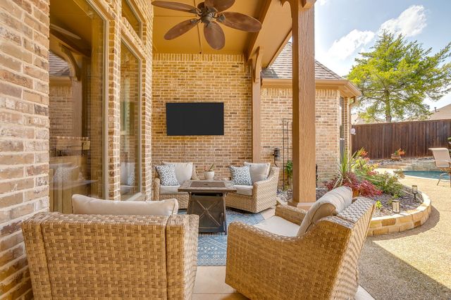 216 Williamsburg Lane, Ovilla, TX 75154