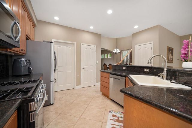 11883 Herodian Dr, Rancho Cordova, CA 95742
