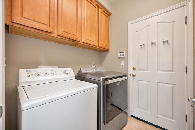 11883 Herodian Dr, Rancho Cordova, CA 95742