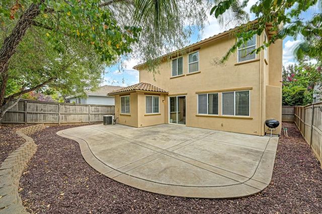 11883 Herodian Dr, Rancho Cordova, CA 95742