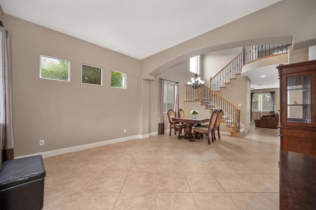 11883 Herodian Dr, Rancho Cordova, CA 95742