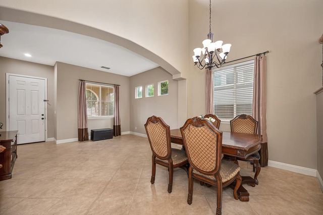 11883 Herodian Dr, Rancho Cordova, CA 95742