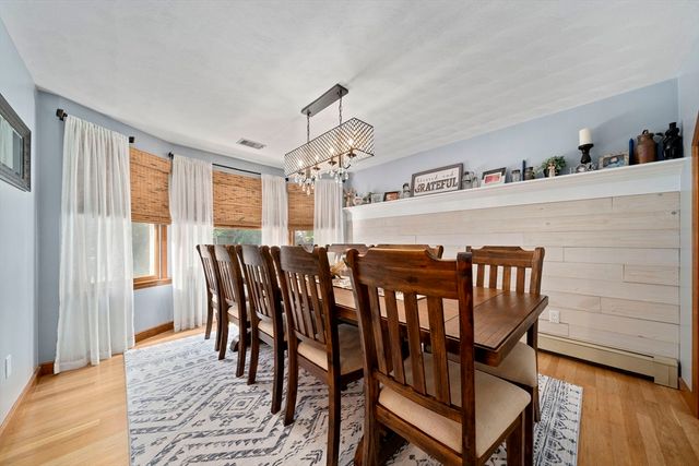 210 Boxwood Ln, Bridgewater, MA 02324