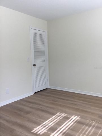 44 COUNTRY CLUB DRIVE 44, Largo, FL 33771