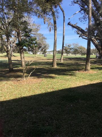 44 COUNTRY CLUB DRIVE 44, Largo, FL 33771