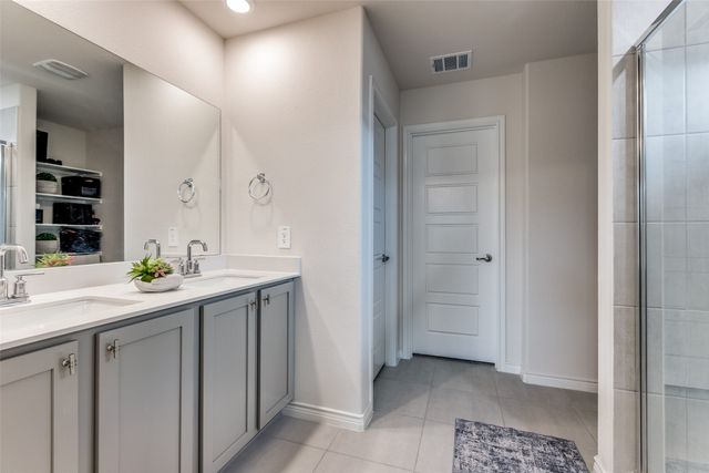 9809 Gooseneck Drive, Aubrey, TX 76227