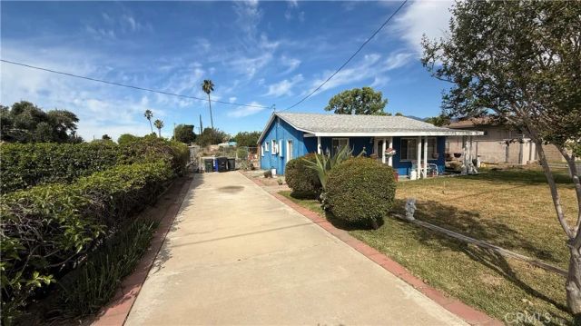 8596 Laurel, Fontana, CA 92335