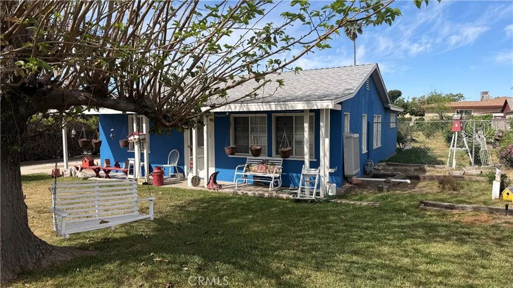 8596 Laurel, Fontana, CA 92335