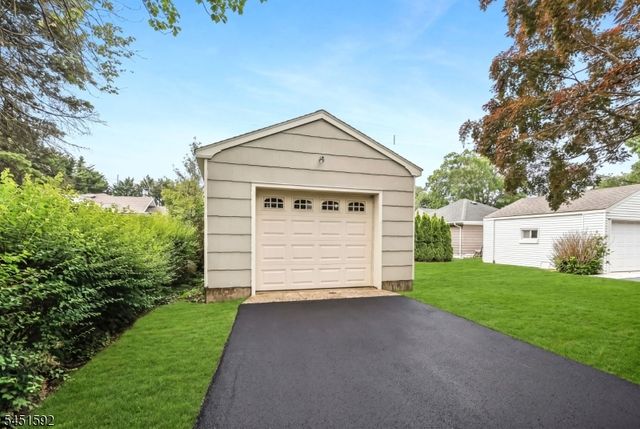 702 Boston Blvd, Sea Girt Boro, NJ 08750