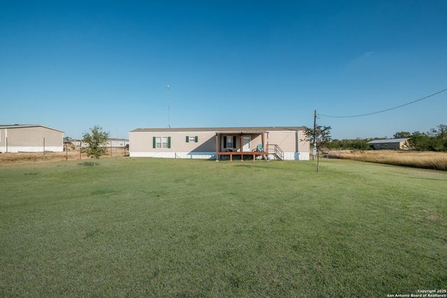 55 Gallinas Creek, Pleasanton, TX 78064