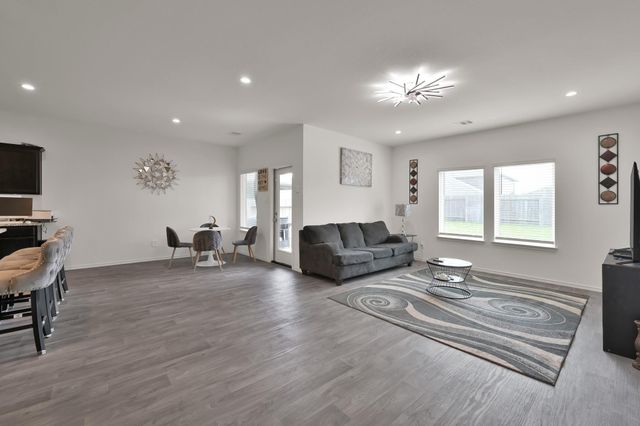 14212 Dream Road, New Caney, TX 77357