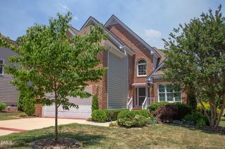 2912 Hawtree Drive, Raleigh, NC 27613