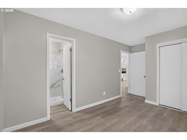 6401 MCEWAN Rd, Lake Oswego, OR 97035
